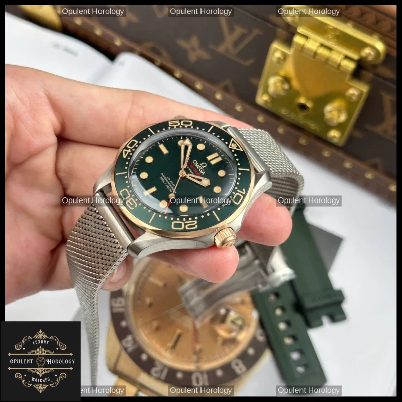 Omega Seamaster Diver 300 42mm Green Dial Automatic Calibre 8806 - Super Clone
