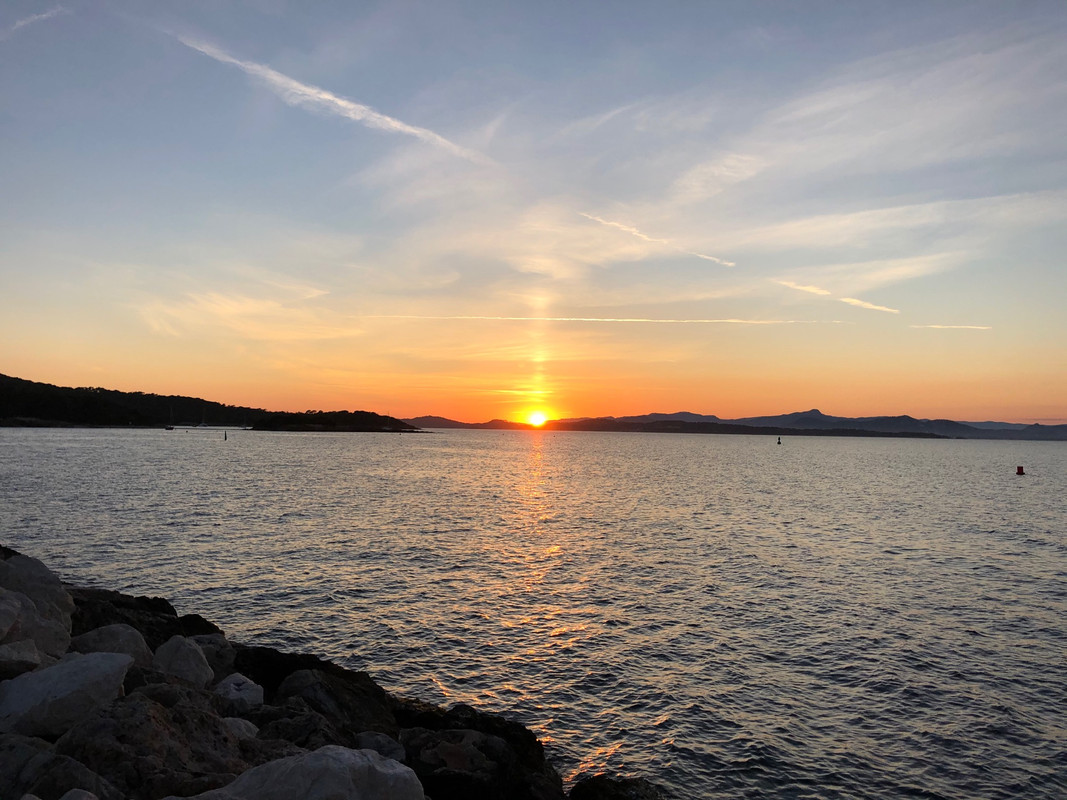 63652812-62FC-4560-84EE-CB74474219D9