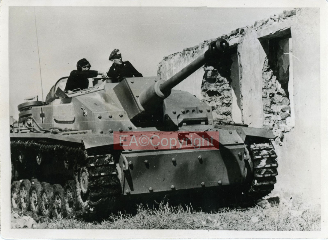 Sturmgeschütz Panzer Tank StuG Ausf F8 Sturmarti