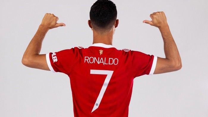 Merchandise Ronaldo Capai 624 Miliar, Jersey Habis Dalam 12 Jam.