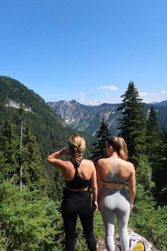 23507087_149285252746375_blanca_lake washington