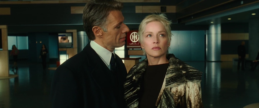 Catwoman 2004 BluRay [Hindi + English] 480p, 720p, 1080p ESub Screenshot