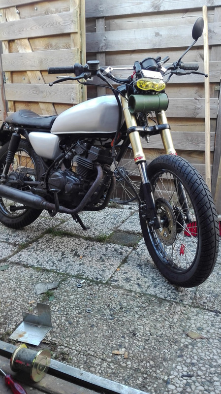 1503074808251-1951792275