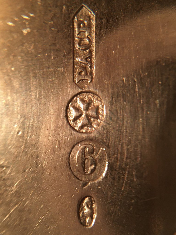 6350FF73-BEC1-40DD-9C98-20B10FD4F060