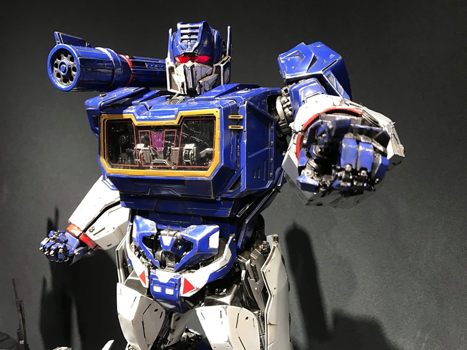 Prime-1-Studio-Bumblebee-Movie-Soundwave-03