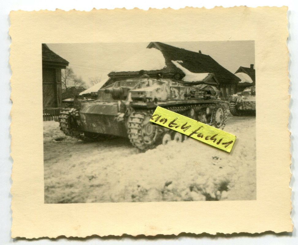 Sturmgeschütz im Winter an der Ost-Front