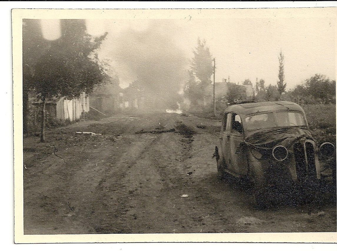 Orig.Foto zerstörter PKW Wehrmacht in Russland W