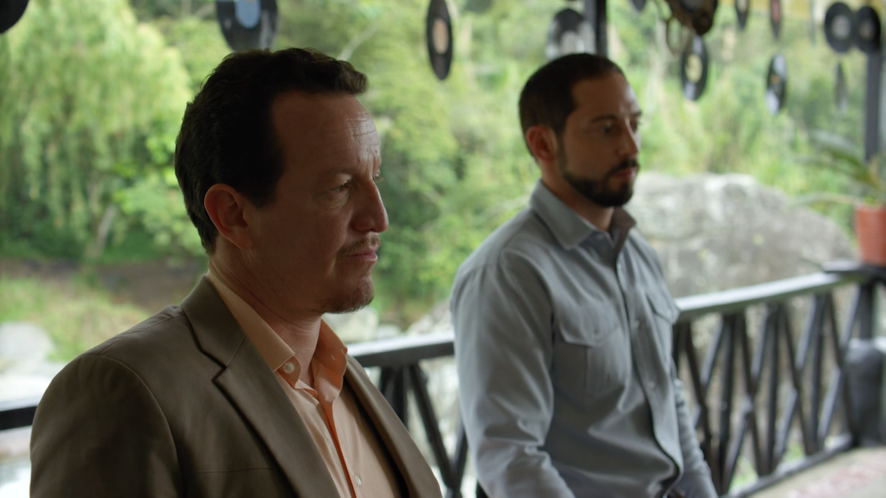 Narcos.S03E01.The.Kingpin.Strategy.1080p.10bit.N