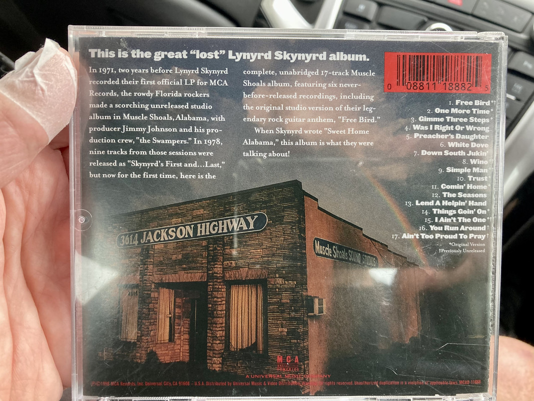 EB8DBAE7-1629-4F17-A98E-85A8D3CF7C17