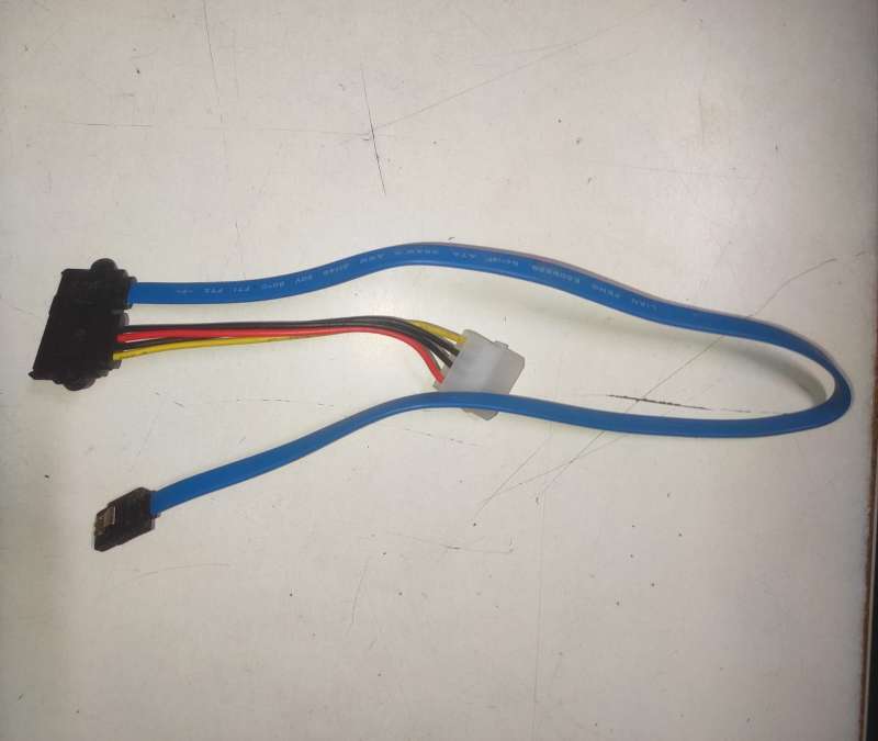 Can I use SATA cable for SAS
