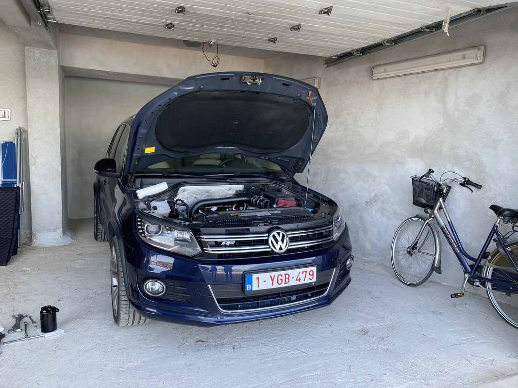 0587027E-9138-4FEF-B3A3-A9B0A5ED08A3