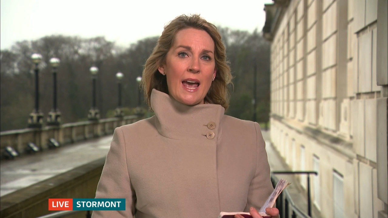 ITV Lunchtime News_20220311_13301355.ts_snapshot_14.40.325