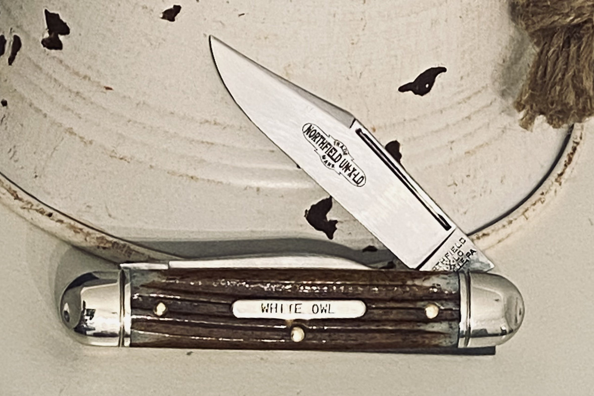 F902F498-7A34-4D86-BA3A-F1A3A1CBA9F3_1_201_a