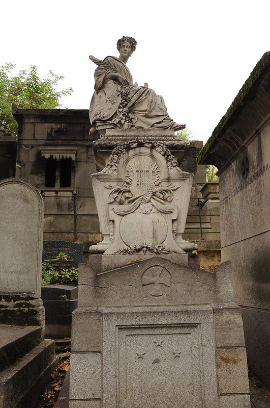 Cimeti-re-de-Montmartre-Tombe-Th-odore-Gautier-001