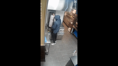 WATCH-PEOPLE-DIE-INSIDE-130-INSTANT-REGRET-Fails-Compilatio.gif