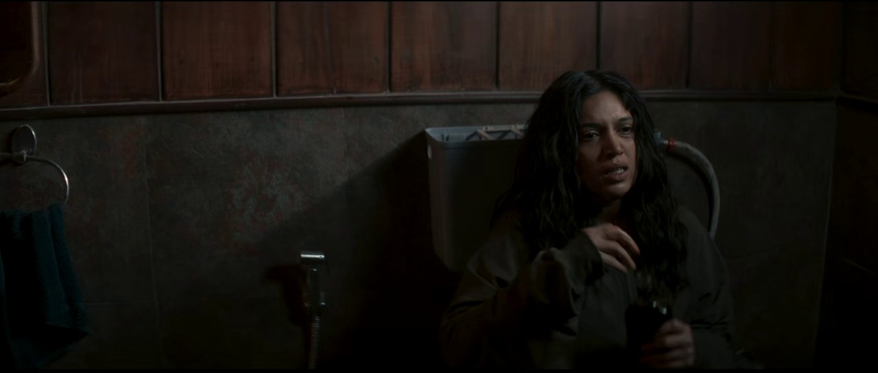 The-Lady-Killer-2023-Hindi-AMZN-WEB-DL-720p-HEVC-EAC3-2ch-ESub-mkv-0006