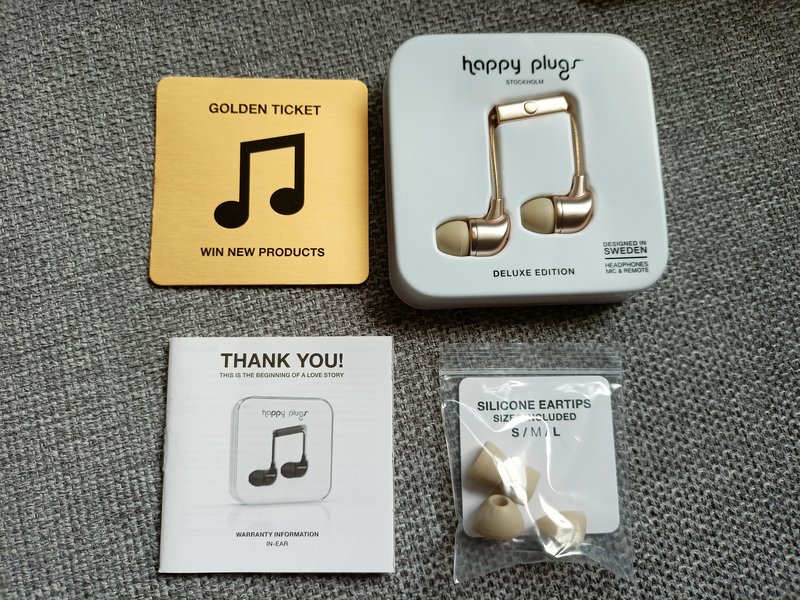 \u041d\u043e\u0432\u0438 \u0441\u043b\u0443\u0448\u0430\u043b\u043a\u0438 Happy Plugs, \u043c\u0438\u043a\u0440\u043e\u0444\u043e\u043d, Deluxe Edition, Designed in Sweden ...