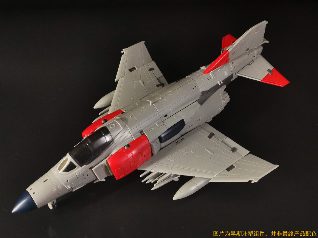 Zeta-Toys-Bumblebee-Movie-Blitzwing-10