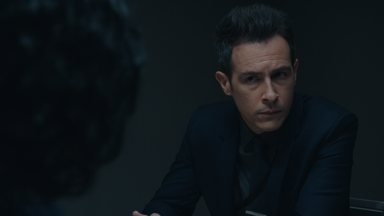 FBI.S03E10.Checks.and.Balances.1080p.10bit.AMZN.WEB-DL.DDP5.1.HEVC-Vyndros.mkv_snapshot_09.55_[2021.