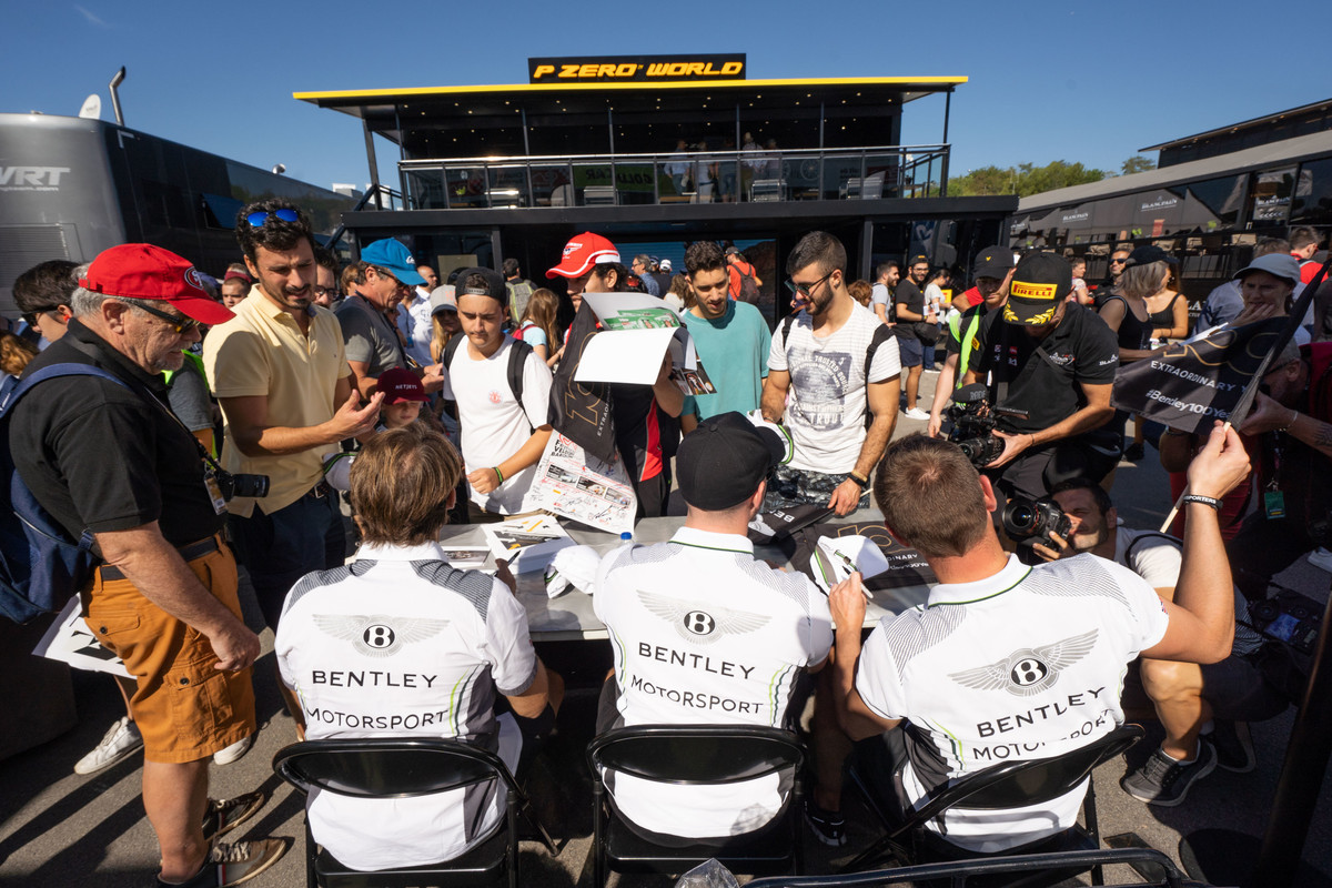 833b2eb7-bcba-4ea8-b014-5aeb3b0537d2