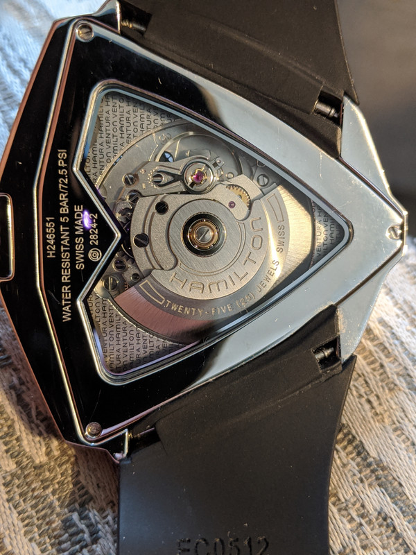 00000PORTRAIT_00000_BURST20200430094200841