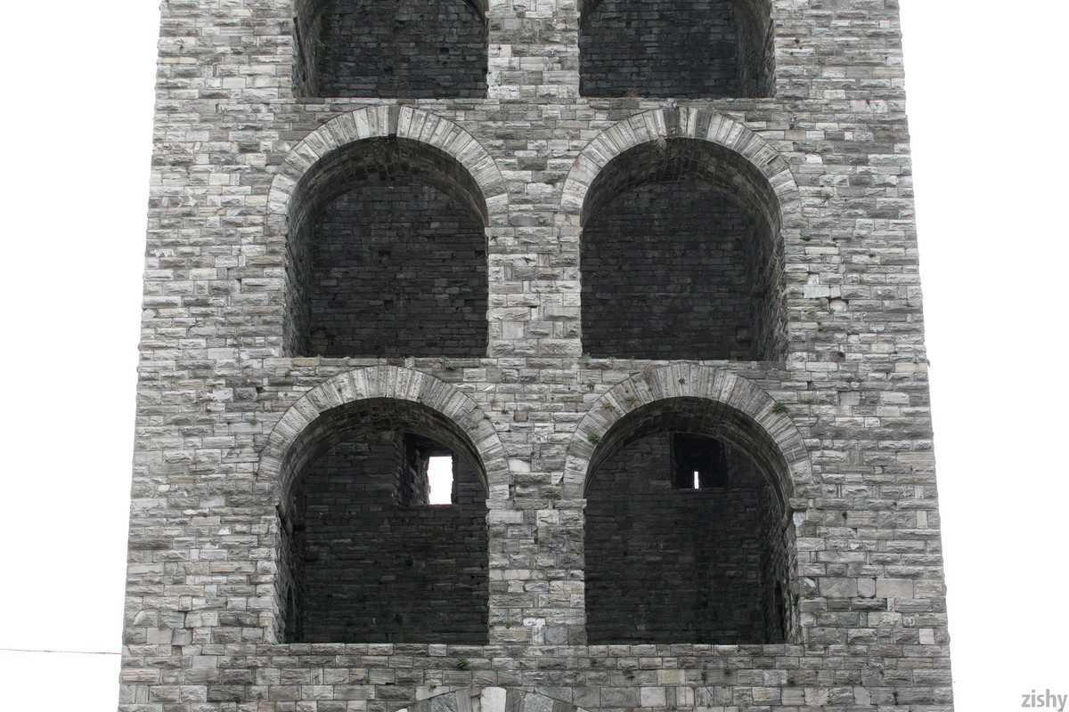 full_023_1220301339357749