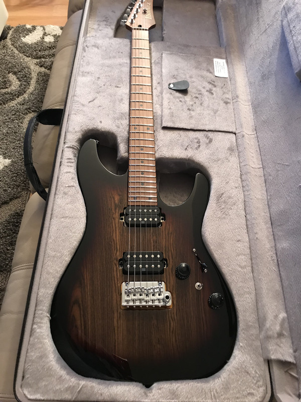 156D9CEB-FED0-4270-B59E-9606830C19B1