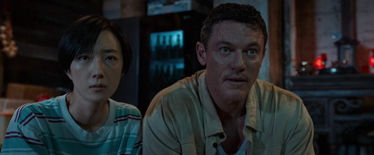 Weekend in Taipei 2024 BluRay [Hindi + Tamil + Telugu + English] 480p 720p ESub Screenshot