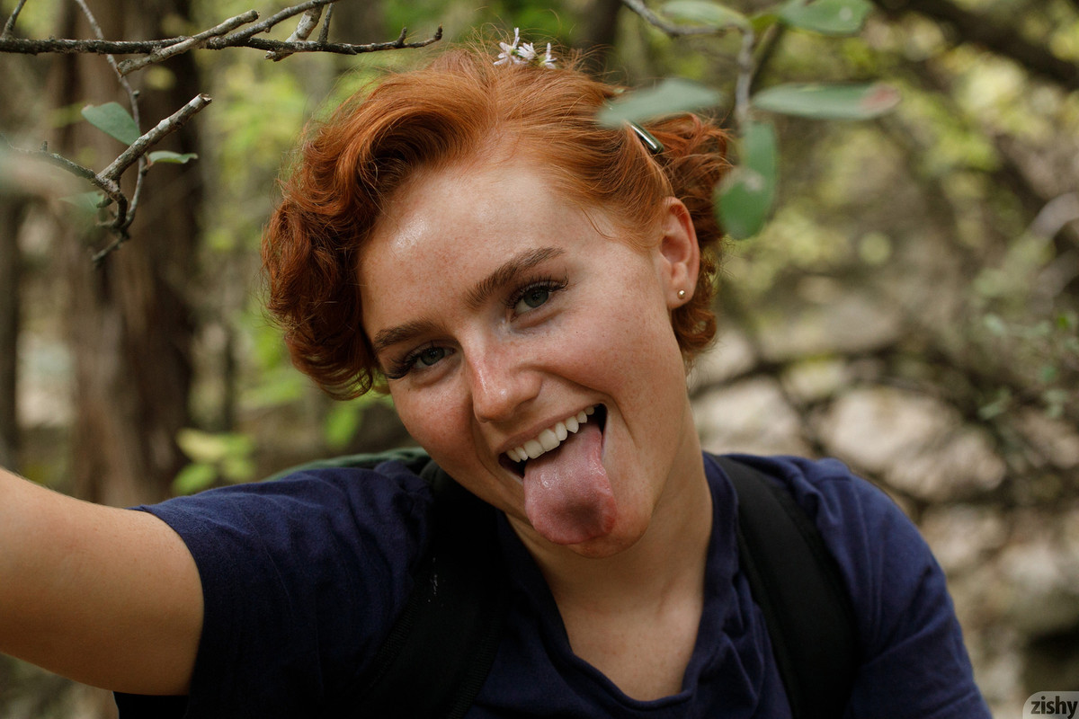 full_017_1046472111317475