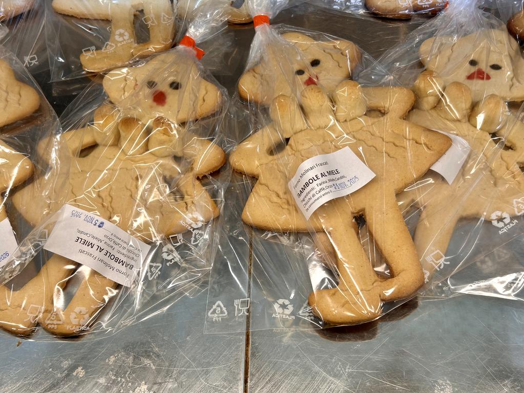 Жаркий сентябрь на побережье Тирренского моря.