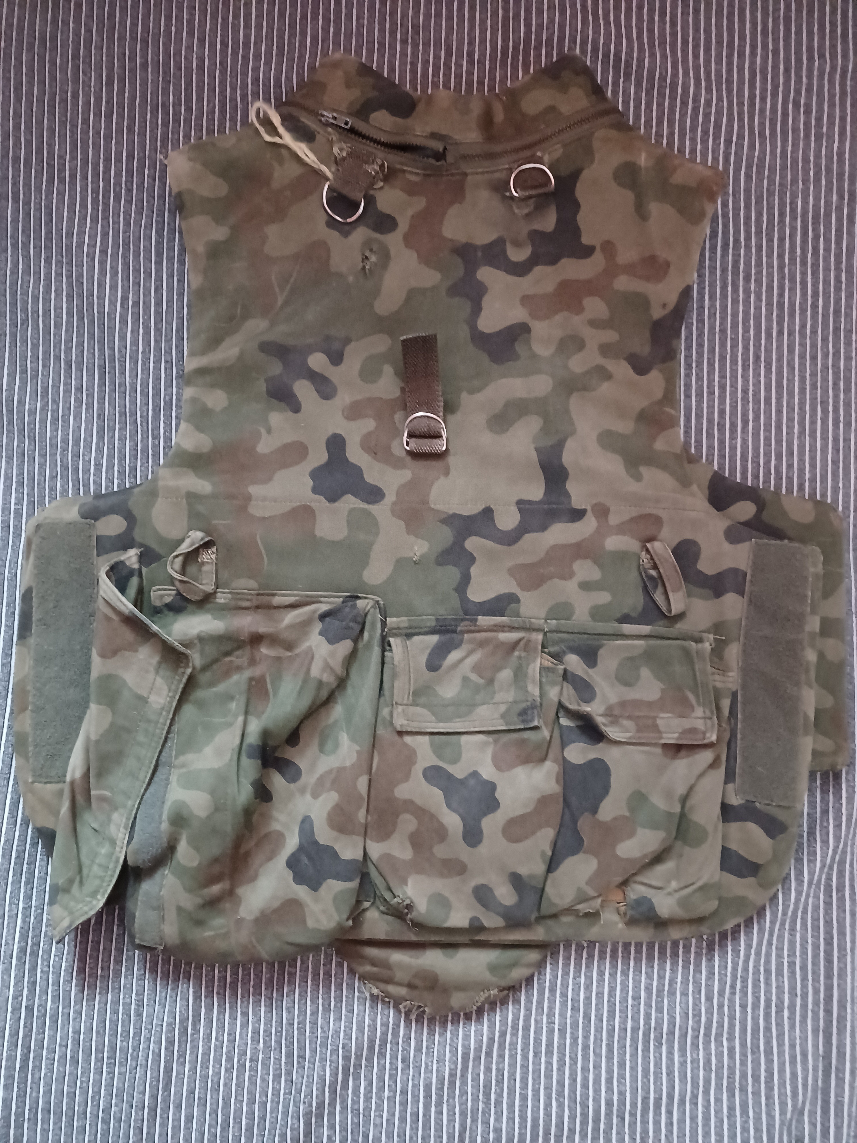 1990s Polish body armor vest - OCHRA 20210922-172521
