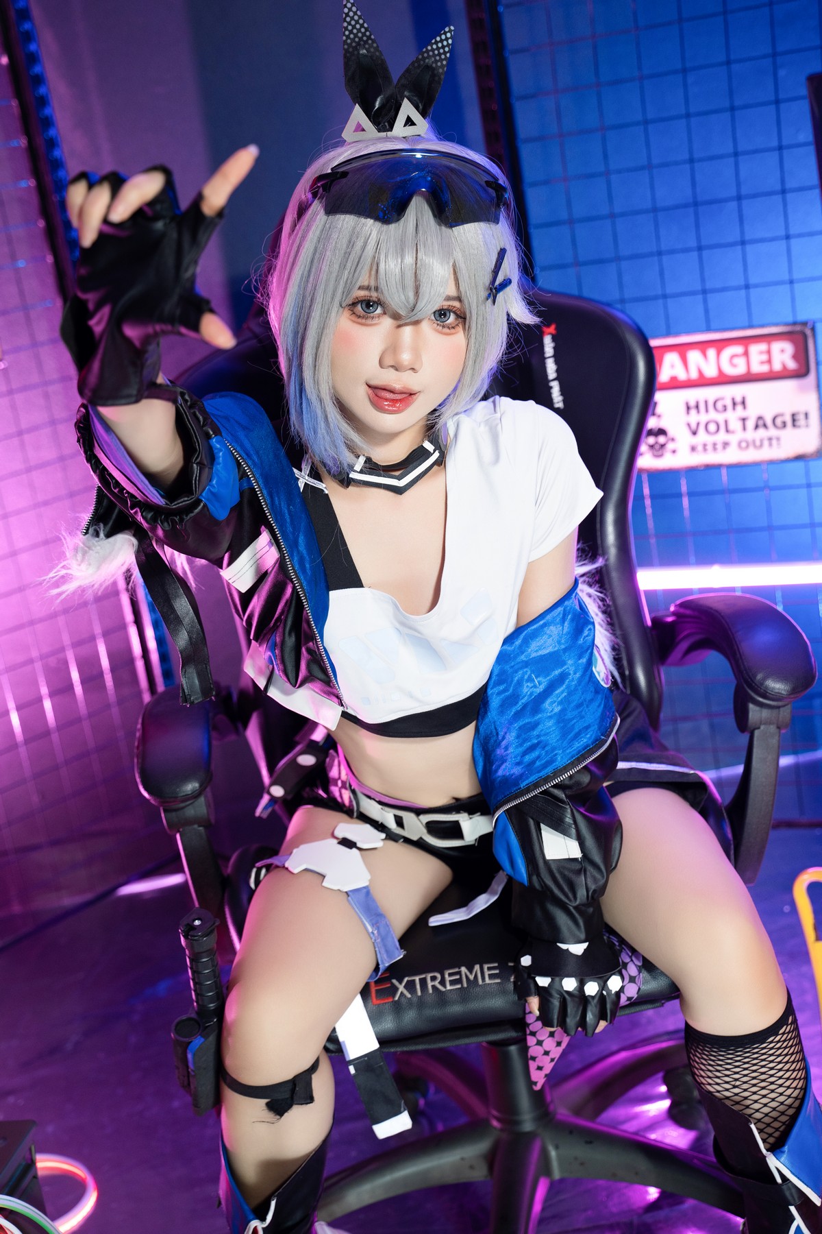 PoppaChan Silver Wolf Cosplay (Honkai Star Rail) – 139 Photos 11 Videos 1.20GB插图2