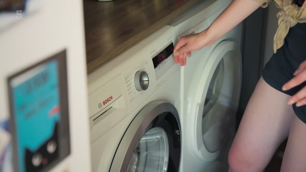 [Image: 0cr13jajaah7.jpg]