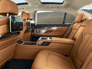 BMW-750-(14)