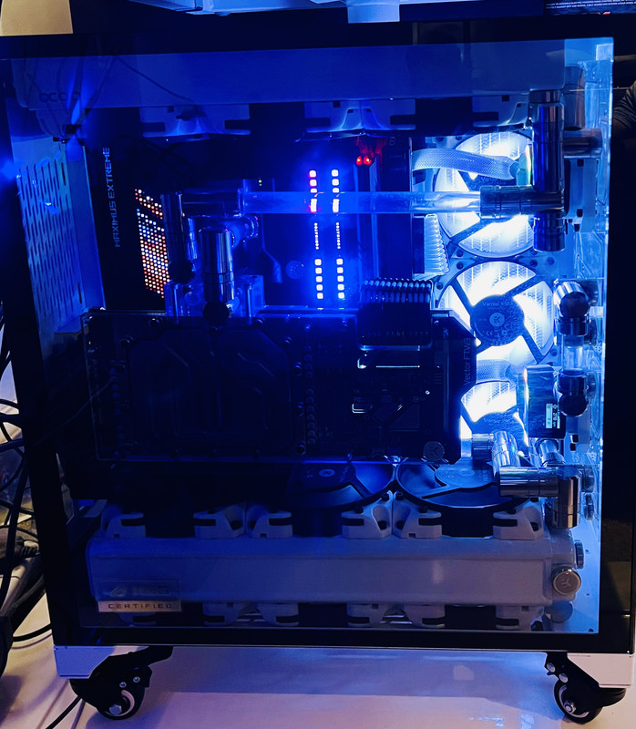 A6CB5D6D-36FF-4B55-AB5F-B8567386E1F4