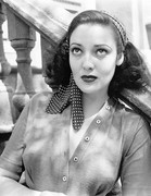 Linda-Darnell-b98