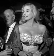 anita-ekberg-me49