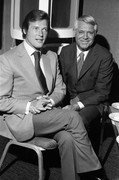 roger-moore-b14