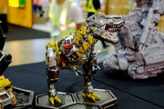 XM-Studios-Grimlock-Statue-08