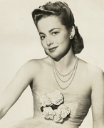 olivia-de-havilland-d46