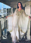 Barbara-Bach-b15
