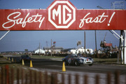 1963 International Championship for Makes 63seb24-F250-GTO-RPenske-APabst-4