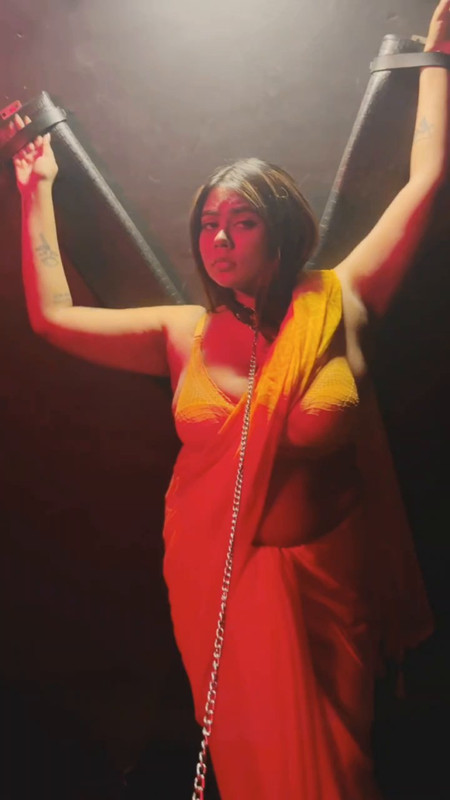 Oasi Das - Orange Saree Nude Tease.mp4.0009