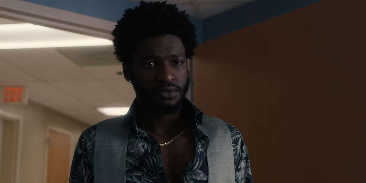 Tulsa.King.S02E07.Life.Support.2160p.10bit.AMZN.WEB-DL.DDP5.1.HEVC-Vyndros.mkv_snapshot_32.53_[2024-