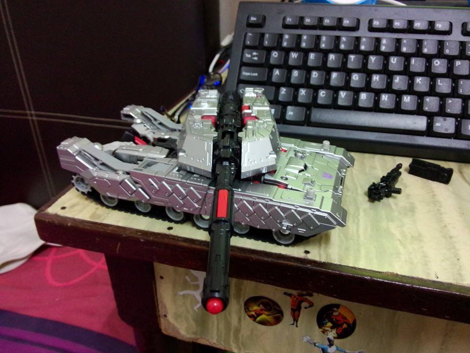 1423347037_generations_megatron_8