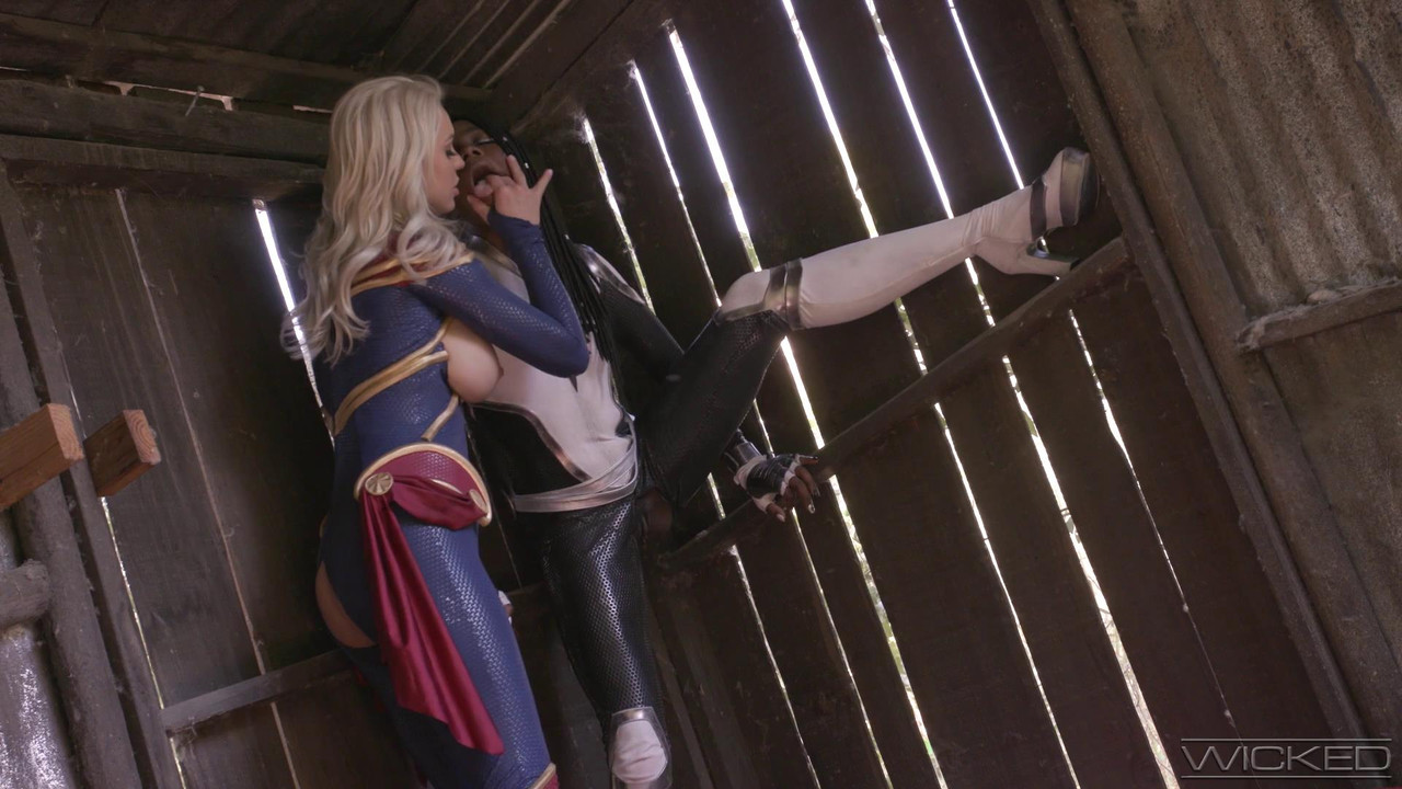 vlcsnap-2023-08-18-01h37m25s164