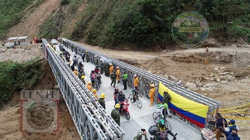 Ingenieros Militares e Ingenieros de Invias instalan Puente Modular Acrow TBR3 en Caqueta