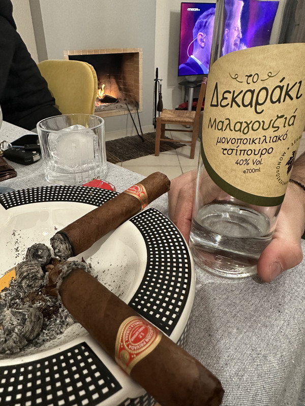 455EE0B7-A10E-4DEC-B905-FFA7646787A8