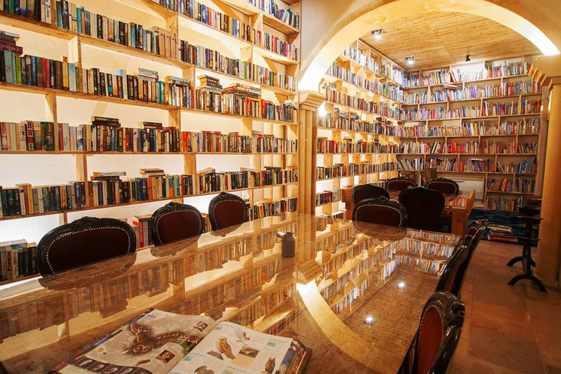 5 Most Beautiful Book Towns in The World