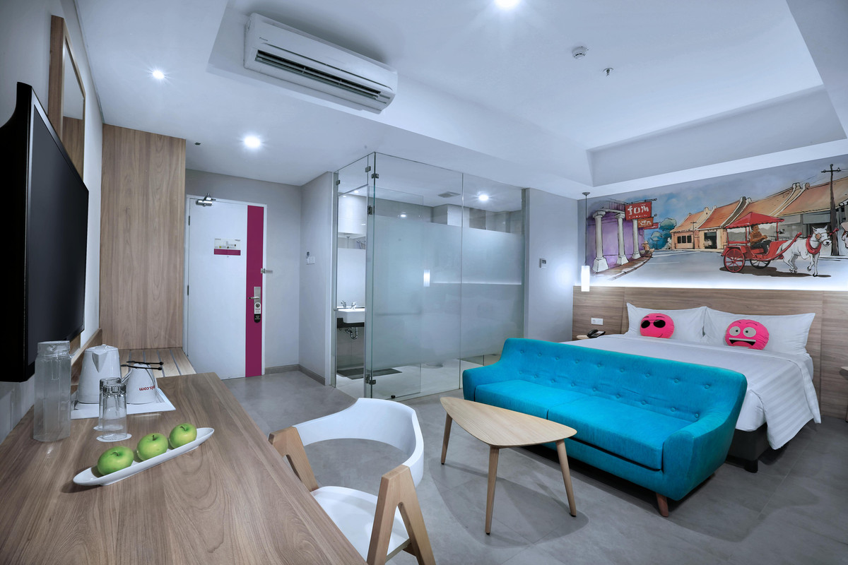 Deluxe Room favehotel Sidoarjo